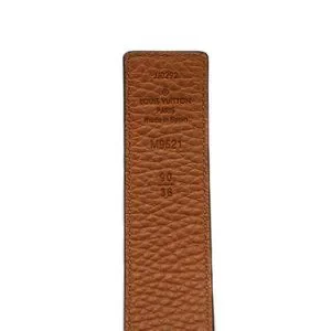 10365-Louis Vuitton LV Initials Reversible Belt M9521 90 Louis Vuitton | Accessories | 365louis Vuitton Lv Initials  main image 4